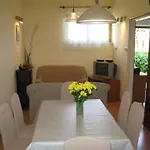 Apartment 2 Bedroom Awesome In Rab