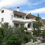 2 Bedroom Awesome In Rab Apartment *