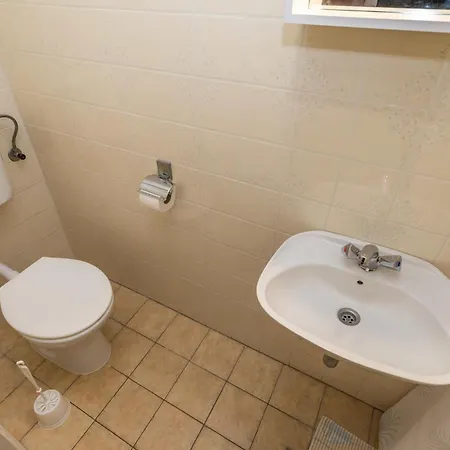2 Bedroom In Rab Apartment *