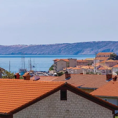 Apartment 2 Bedroom In Rab *