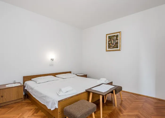 2 Bedroom Awesome In Rab 公寓 *