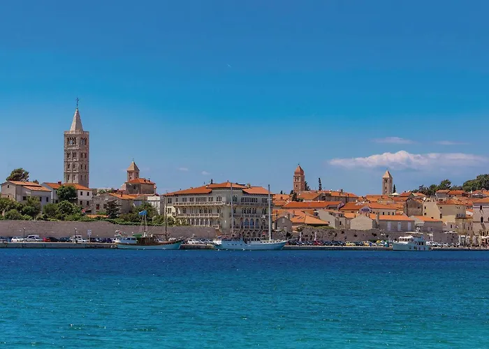 2 Bedroom Awesome In Rab *