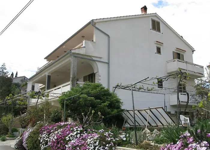 公寓 2 Bedroom Awesome In Rab Palit