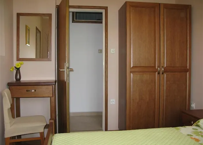 公寓 2 Bedroom Awesome In Rab