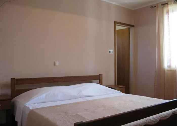 公寓 2 Bedroom Awesome In Rab *
