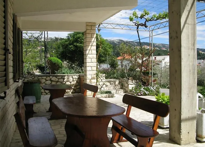 2 Bedroom Awesome In Rab 公寓